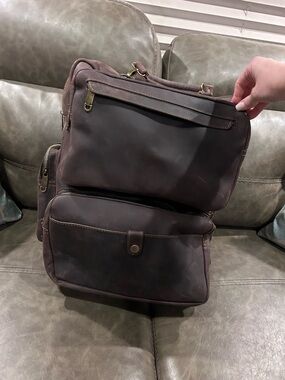 Brown Leather Men’s Messenger Bag - Classic Carry